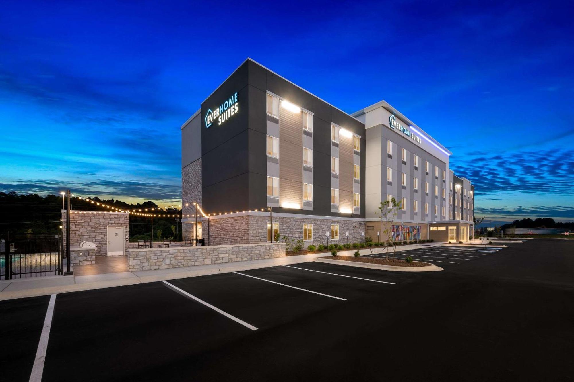 Everhome Suites Fayetteville Near Fort Bragg Ngoại thất bức ảnh