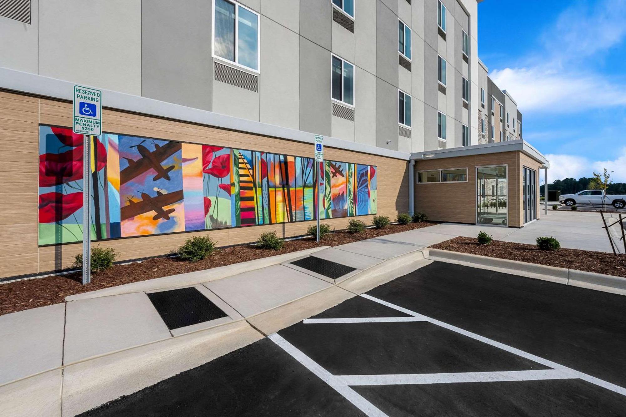 Everhome Suites Fayetteville Near Fort Bragg Ngoại thất bức ảnh
